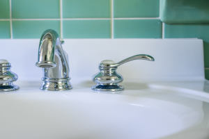 Bathroom sink taps