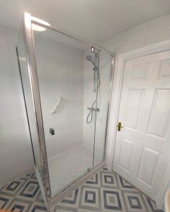 bathrooms-vs-wet-rooms-decision